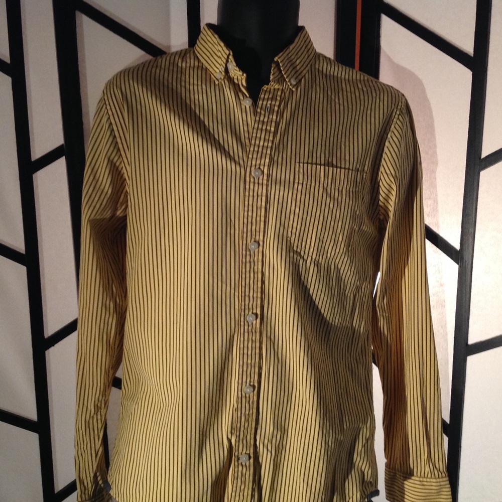 Men's JC Penny Long Sleeve Shirt Small
